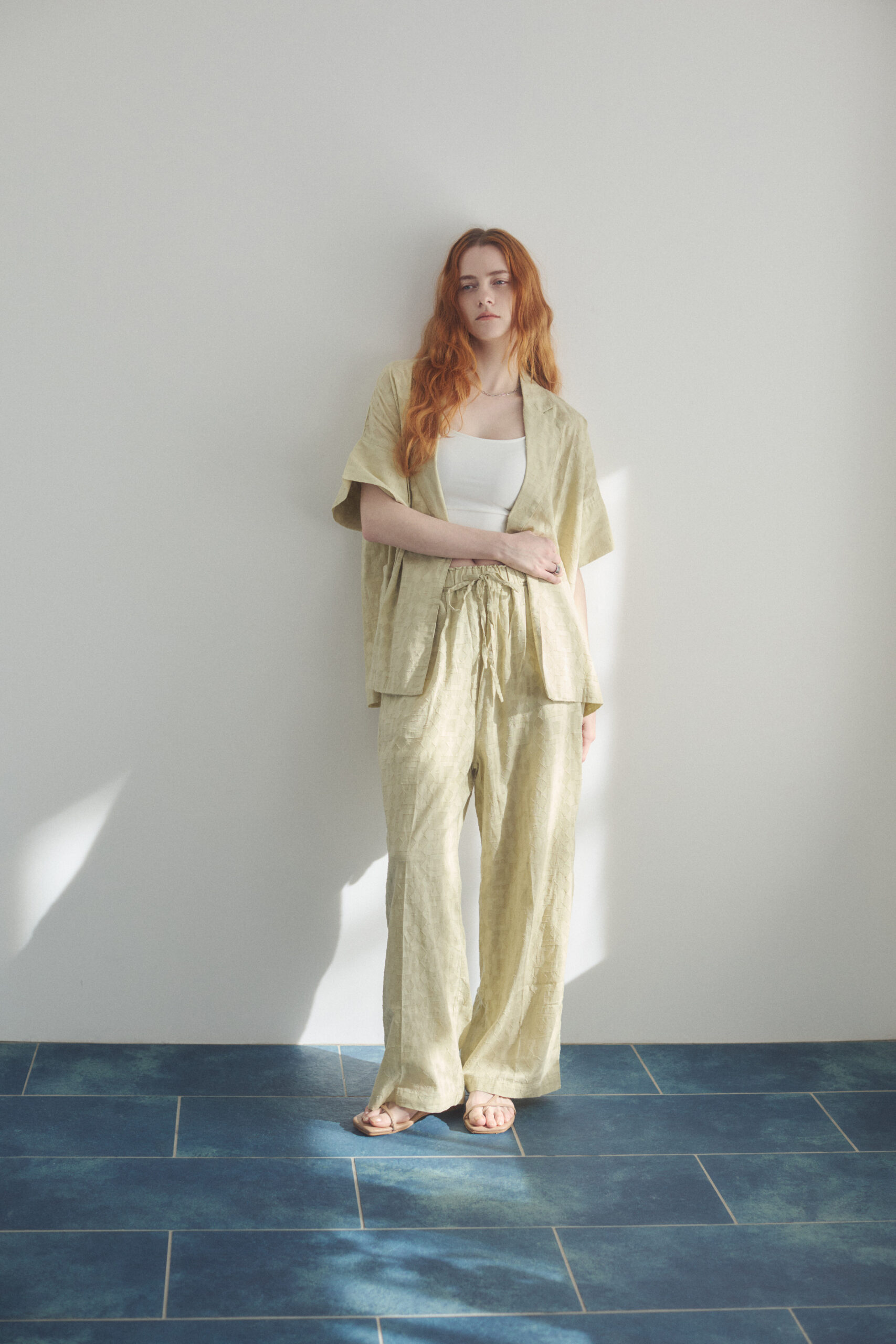 女性モデル写真